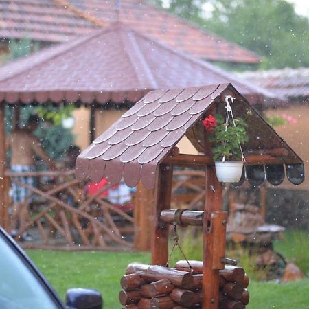 Country House Egomer Calugari Luaran gambar